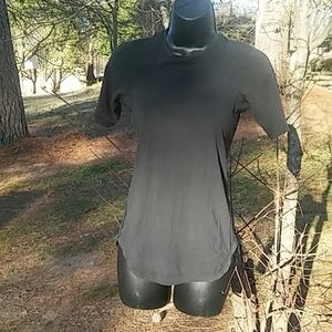 Black size 4 lululemon athletica tee shirt